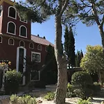 Ibb Masia De Lacy Hotel
