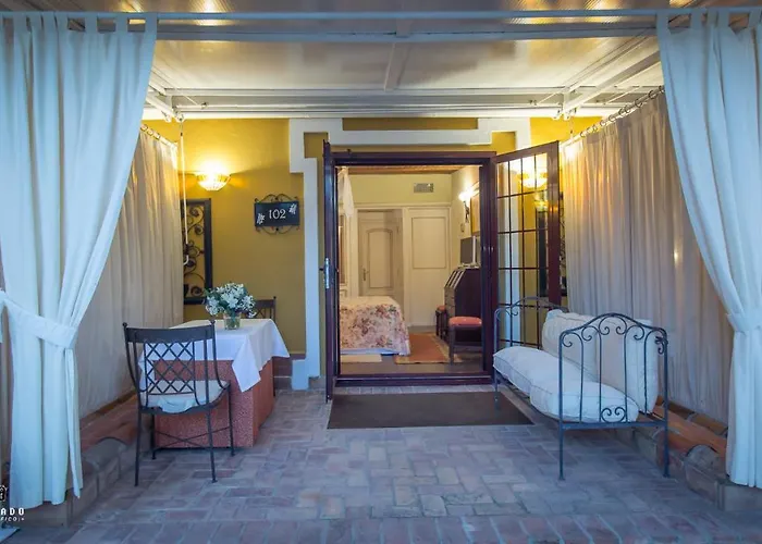 Ibb Masia De Lacy Hotell 4*
