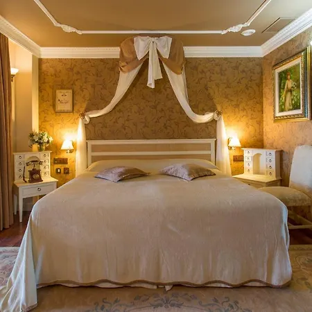 Ibb Masia De Lacy Hotel