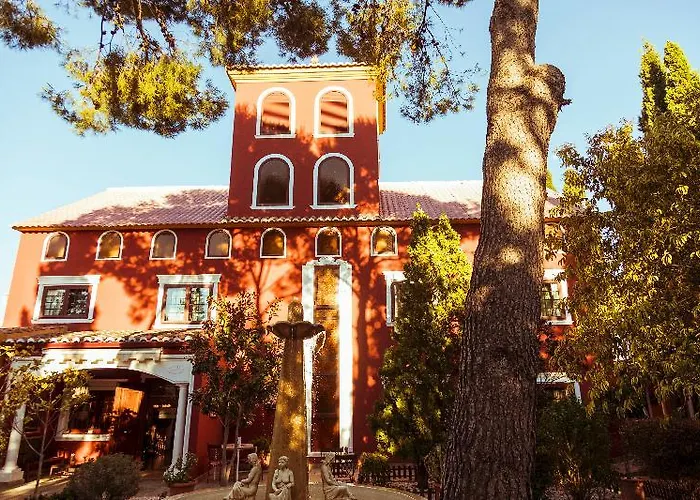 Ibb Masia De Lacy Hotel