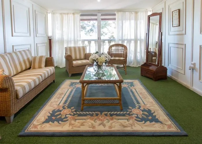 Ibb Masia De Lacy Hotel 4*